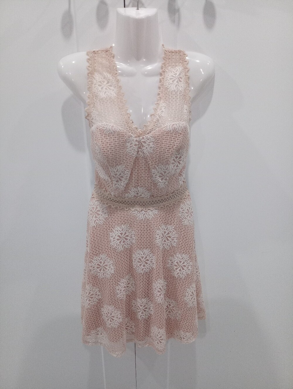 Blue Rain Nude & White Floral Crochet Lace Fit & Flare V-Neck Mini Dress S